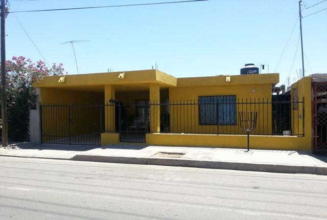 Venta - EL SAHUARO PERIMETRAL NTE OFREZCA! Se Vende Casa en Hermosillo - Hermosillo Sonora